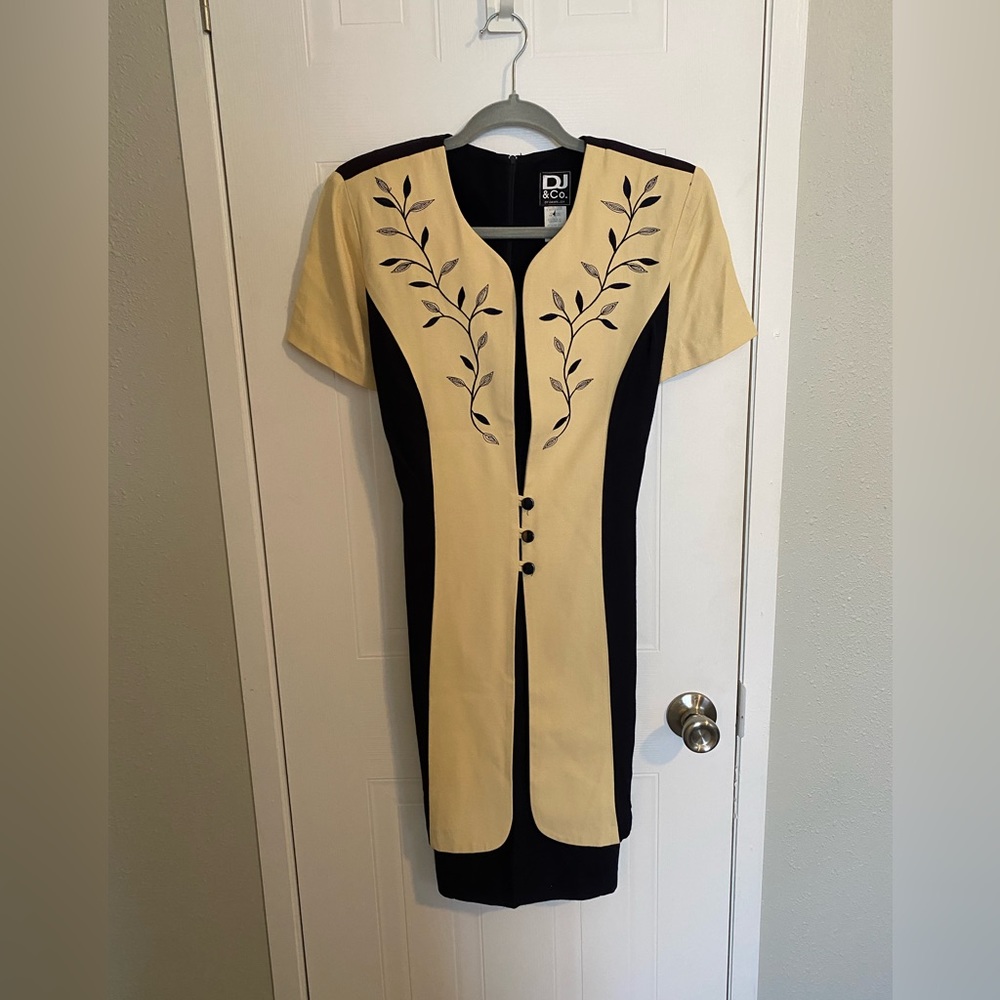 Vintage 90s embroidered pencil dress